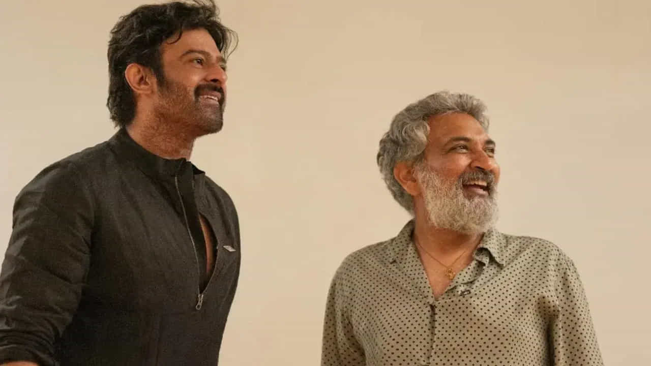 అలాగే ఈ విజువల్ వండర్ ను తీర్చిదిద్దిన అనేక మంది సాంకేతిక నిపుణులు కూడా ఈ వేడుకలో పాల్గొన్నారు. కెమెరామెన్ సెంథిల్, ప్రొడక్షన్ డిజైనర్ సాబు సిరిల్, శ్రీనివాస్ మోహన్ తదితరులు ఈ జాబితాలో ఉన్నారు.