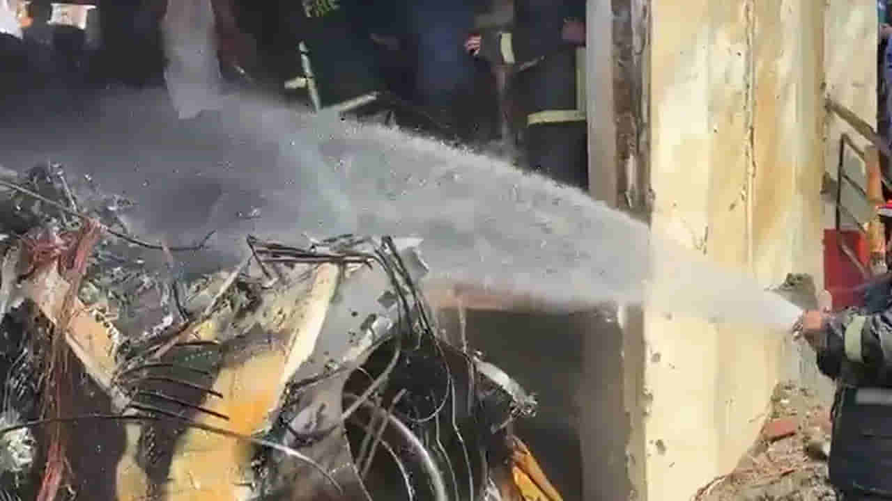 Bangladesh: ఢాకాలోని కళాశాలపై కూలిన ఫైటర్ జెట్.. 19 మంది మృతి, 70 మందికి గాయాలు