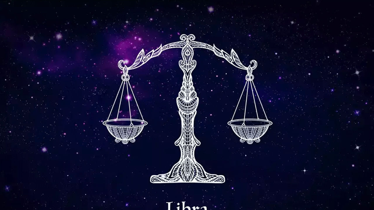 తుల రాశి : తుల రాశి వారికి బుధ మహాదశ వలన అనేక శుభ ఫలితాలు కలుగుతాయి. ఈ రాశి వారు తమ కమ్యూనికేషన్ నైపుణ్యాలతో సమాజంలో మంచి గౌరవ మర్యాదలు పొందుతారు. తుల రాశి వారికి ఆదాయం పెరుగుతుంది. అలాగే ఈ రాశికి చెందిన వారు ఎవరైతే వ్యాపారం, మీడియా, వంటి రంగంలో ఉన్నారో, వారు పురోగతి సాధిస్తారంట. కొంత మంది ప్రమోషన్స్ అందుకునే ఛాన్స్ ఉన్నదంట.
