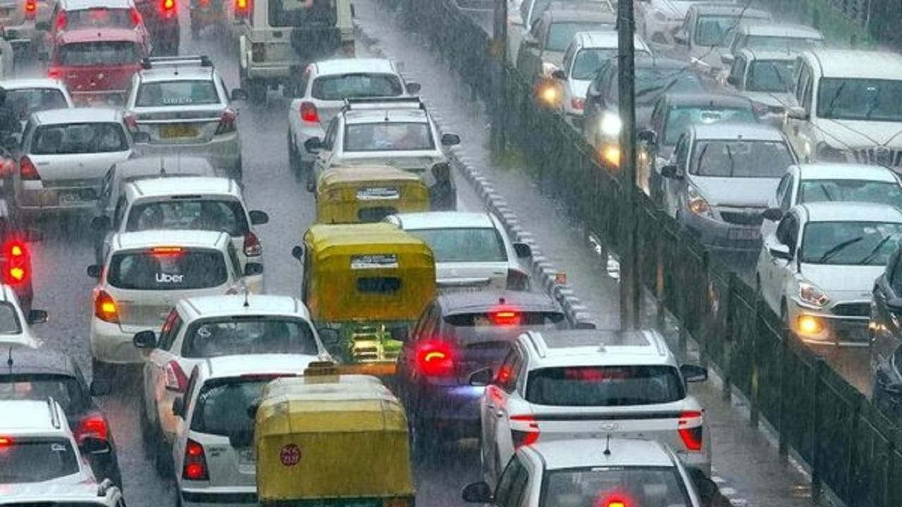 old vehicles Pollution: ఆ వాహనాల యజమానులకు షాక్..ఇక రోడ్డుపైకి రావడం కష్టమే..!