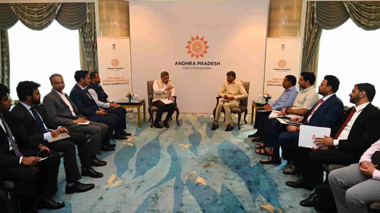 Singapore: సింగపూర్లో భారత హైకమీషనర్తో చంద్రబాబు భేటీ... ఏపీలో పెట్టుబడులకు సహకరించాలని కోరిన సీఎం