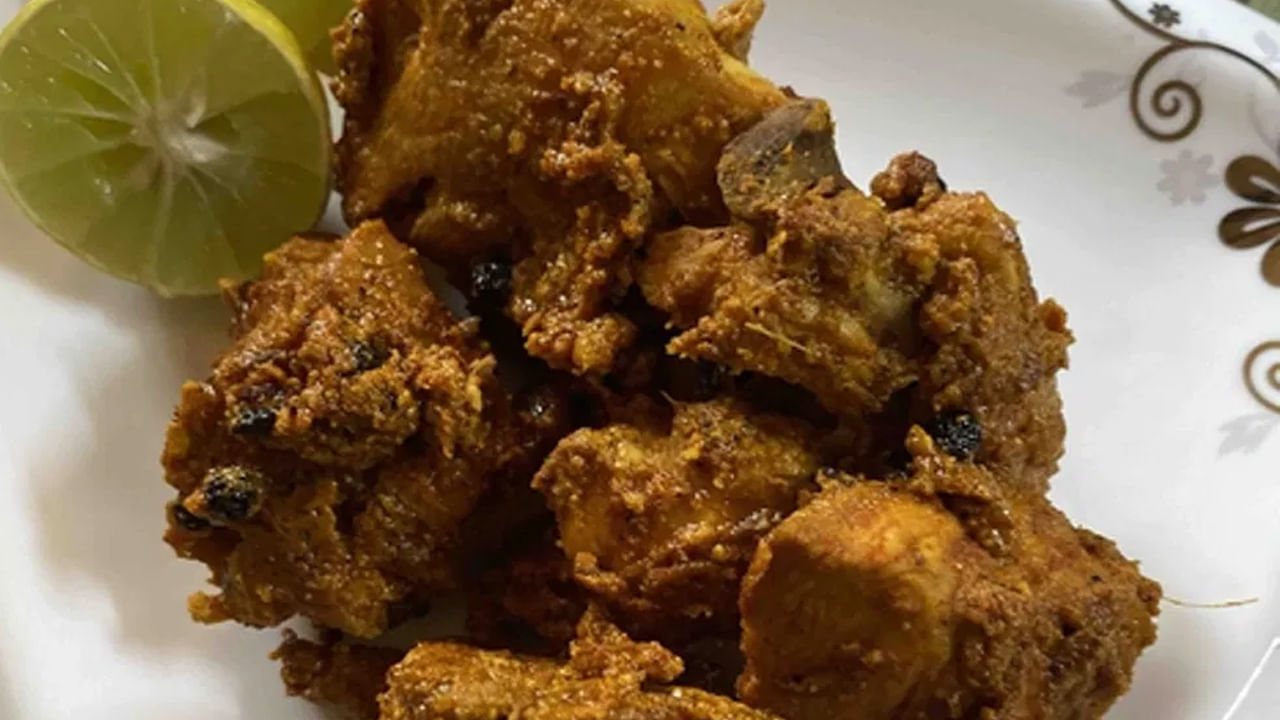 ప్రస్తుత రోజుల్లో వయస్సుతో సంబంధం లేకుండా అందరిని వేధిస్తున్న సమస్య ఊబకాయం. బరువు తగ్గడానికి ఏ రకమైన ఆహారం తినాలో అన్నది సవాలుగా మారుతుంది. ముఖ్యంగా రాత్రి సమయంలో ఏం తినాలో తెలియక తికమకపడుతూ ఉంటారు. చాలా మంది రాత్రిపూట రుచికరమైన భోజనం తినాలనుకుంటారు.