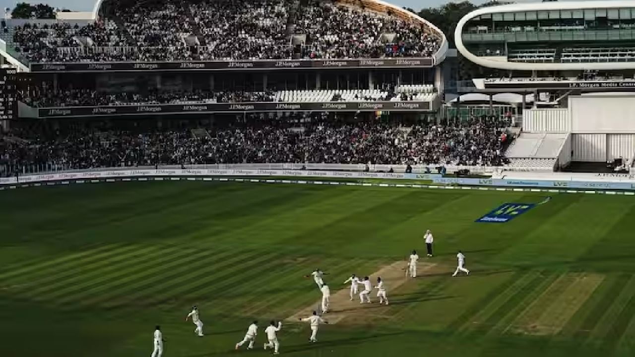 Cricket Record : 137 ఏళ్లుగా చెక్కుచెదరని రికార్డు.. ఇది బ్రేక్ అయిందా.. అలాగే ఉందా అన్నా