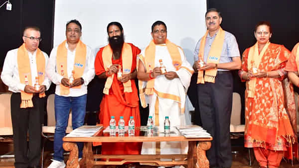 Patanjali: పతంజలి నుంచి దంత్ కాంతి గండుష్ ఆయిల్ పుల్లింగ్ ఆవిష్కరణ! ఆయుర్వేదంలో మైల్స్టోన్..