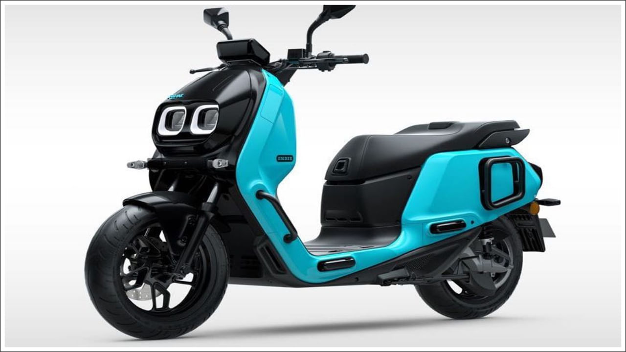 యమహా RY01: యమహా తన మొదటి ఎలక్ట్రిక్ స్కూటర్ RY01 ను 2025 చివరిలో లేదా 2026 ప్రారంభంలో భారతదేశంలో విడుదల చేయవచ్చు. దీనిని బెంగళూరుకు చెందిన స్టార్టప్ రివర్ అభివృద్ధి చేసింది. రివర్ ఇండీ ఆధారంగా ఉంటుంది. ఇటీవల దాని పరీక్షా రిపోర్ట్‌ కూడా వెల్లడైంది. దీనిలో దాని డిజైన్ అంశాలు రివర్ ఇండీని పోలి ఉన్నాయి. దీనికి 4 kWh బ్యాటరీ ఉంటుంది. ఇది దాదాపు 100 కి.మీ.ల పరిధిని ఇస్తుంది. ఇది పనితీరు ఆధారిత మోడల్ అవుతుంది. దీని ధర దాదాపు రూ.1.5 లక్షలు (ఎక్స్-షోరూమ్) ఉండవచ్చు.