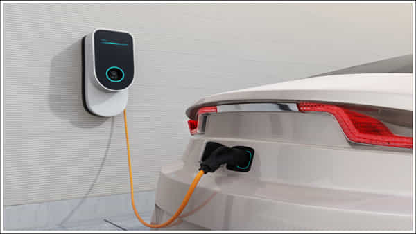 Electric Car: 5 నిమిషాల్లో 100 శాతం ఛార్జ్.. ఒక్కసారి ఛార్జ్ చేస్తే 3000 కి.మీ మైలేజీ!