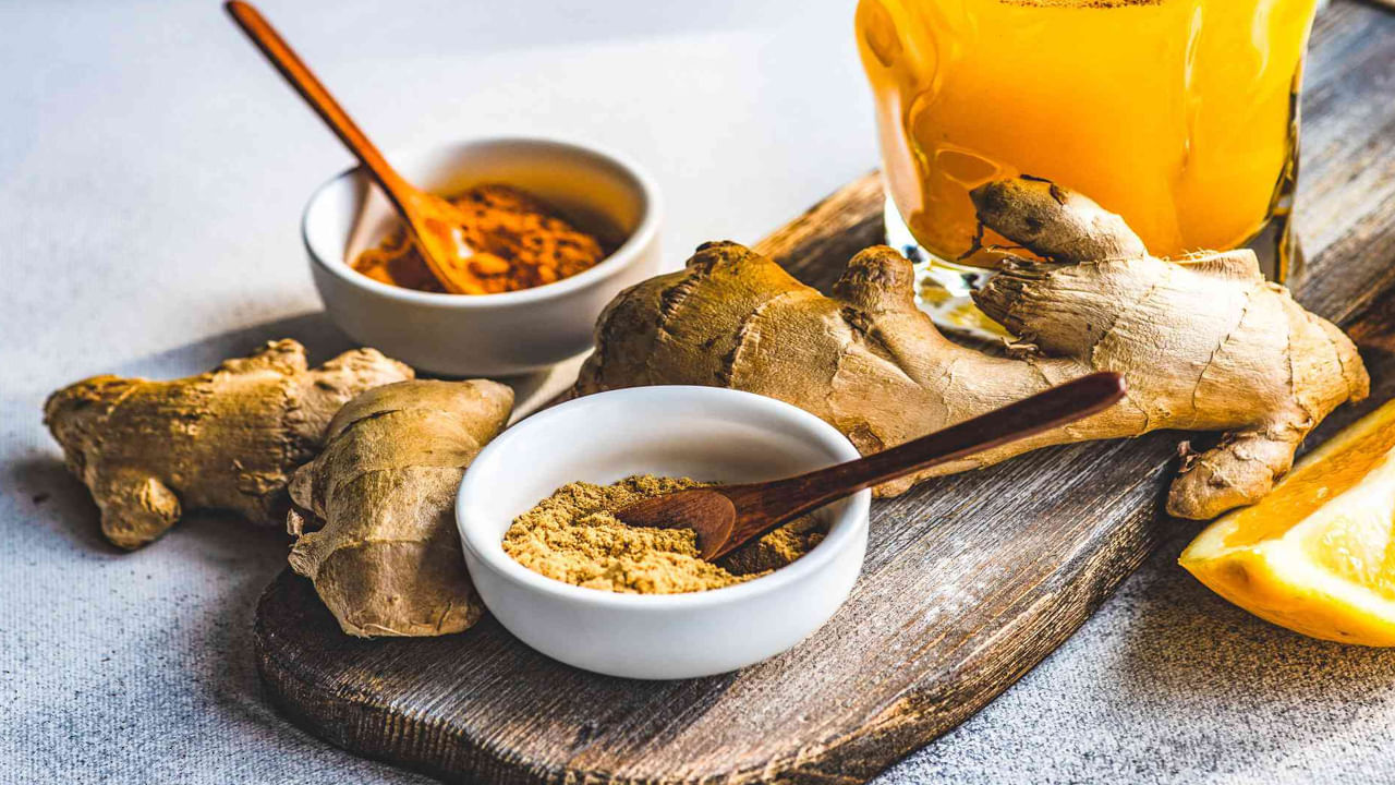 Ginger And Turmeric Water