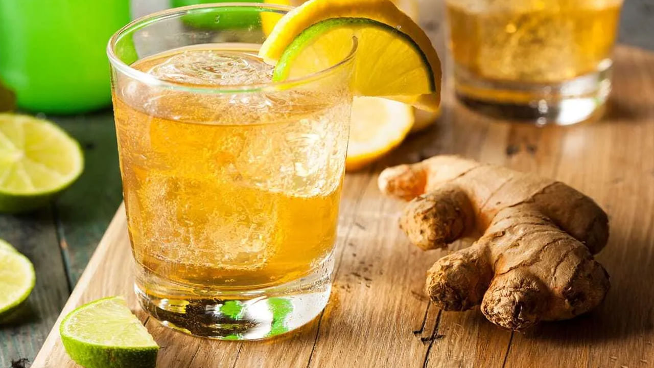 Ginger And Turmeric Water
