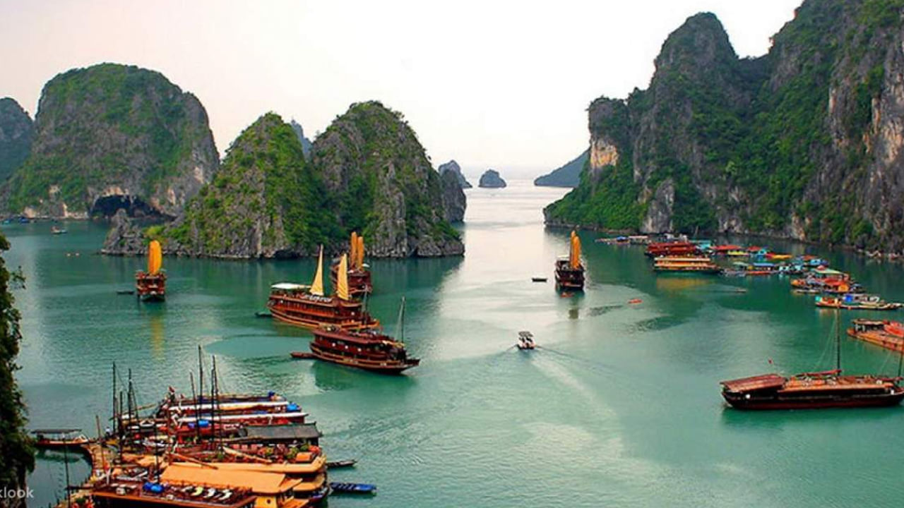 Ha Long Bay