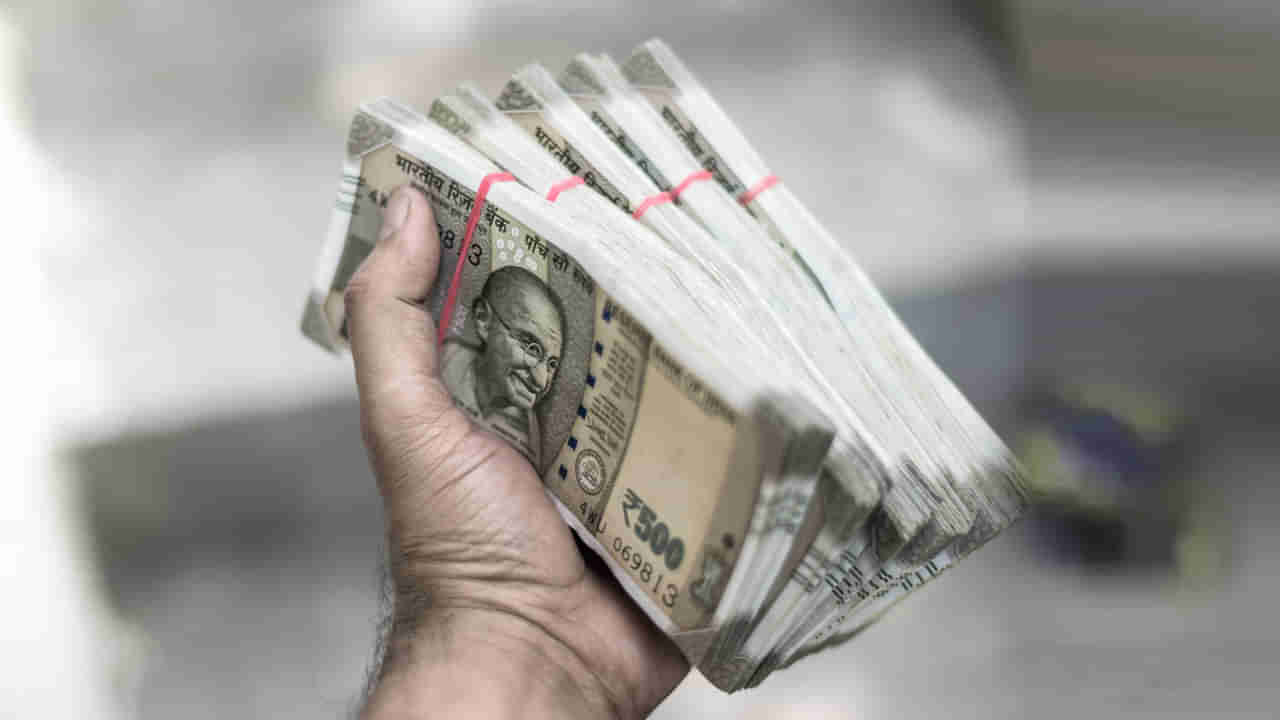 PM Svanidhi Yojana: చిన్న వ్యాపారులకు కేంద్రం గుడ్‌న్యూస్‌.. ఎలాంటి హామీ లేకుండా రూ.90 వేల వరకు రుణం