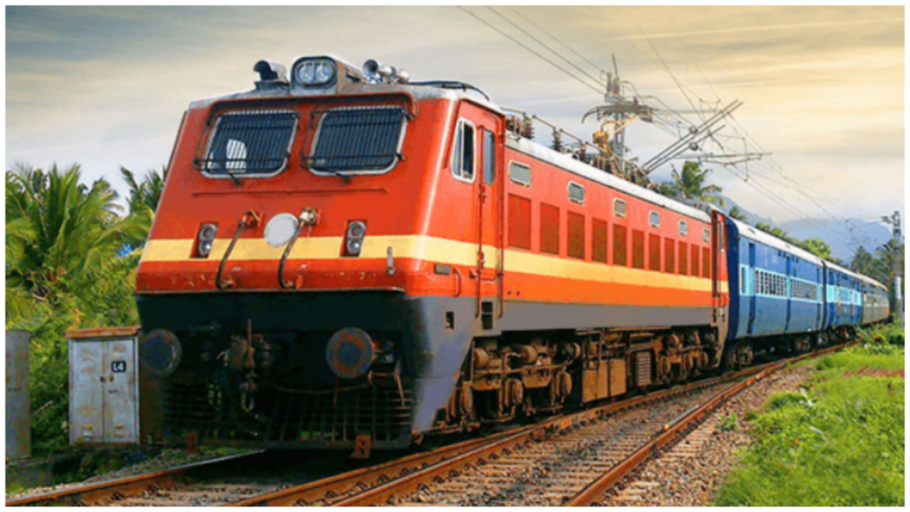 Indian Railway: రైలు ప్రయాణికులకు గుడ్న్యూస్.. బస్సు, విమానం తరహాలో రైల్లో కొత్త ఫీచర్..