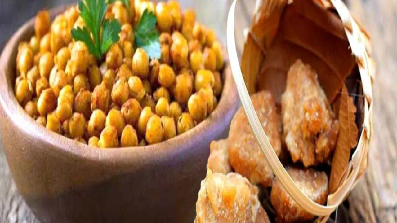 రక్తహీనత దూరమవుతుంది: రక్తం రక్తహీనత సమస్యతో బాధపడుతుంటే శెనగలు, బెల్లం కలిపి తినవచ్చు. ఈ రెండూ ఐరన్ పుష్కలంగా ఉన్న కారణంగా రక్తంలో ఆక్సిజన్, ఎర్ర రక్త కణాలను పెంచి శరీరంలో రక్తహీనతను దూరం చేస్తుంది.