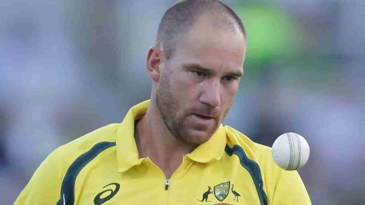 18 Ball Over : 12 వైడ్లు, 1 నో బాల్.. 18 బంతుల్లో మ్యాచ్ ఫినిష్..క్రికెట్ చరిత్రలో వింత ఓవర్