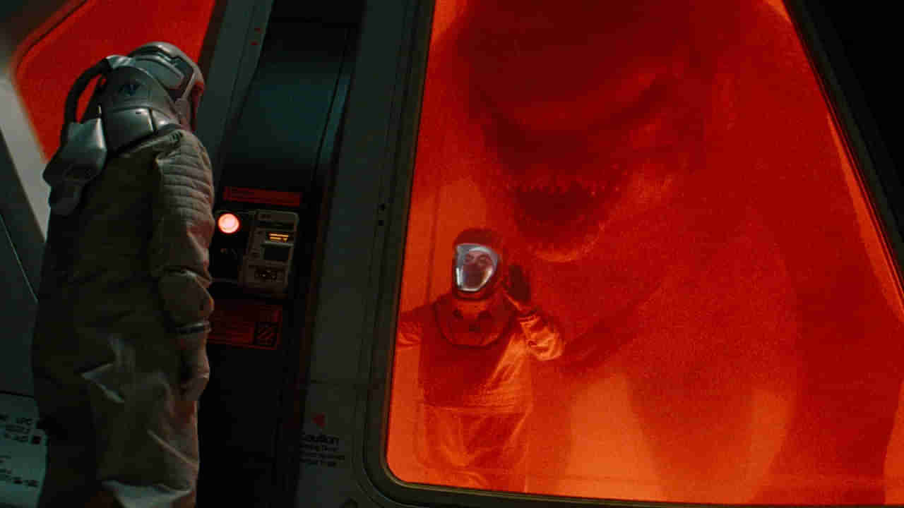 ఇదెక్కడి సినిమా రా బాబు.. బాక్సాఫీస్ వద్ద దుమ్మురేపింది.. 5 రోజుల్లోనే 2700 కోట్లతో..