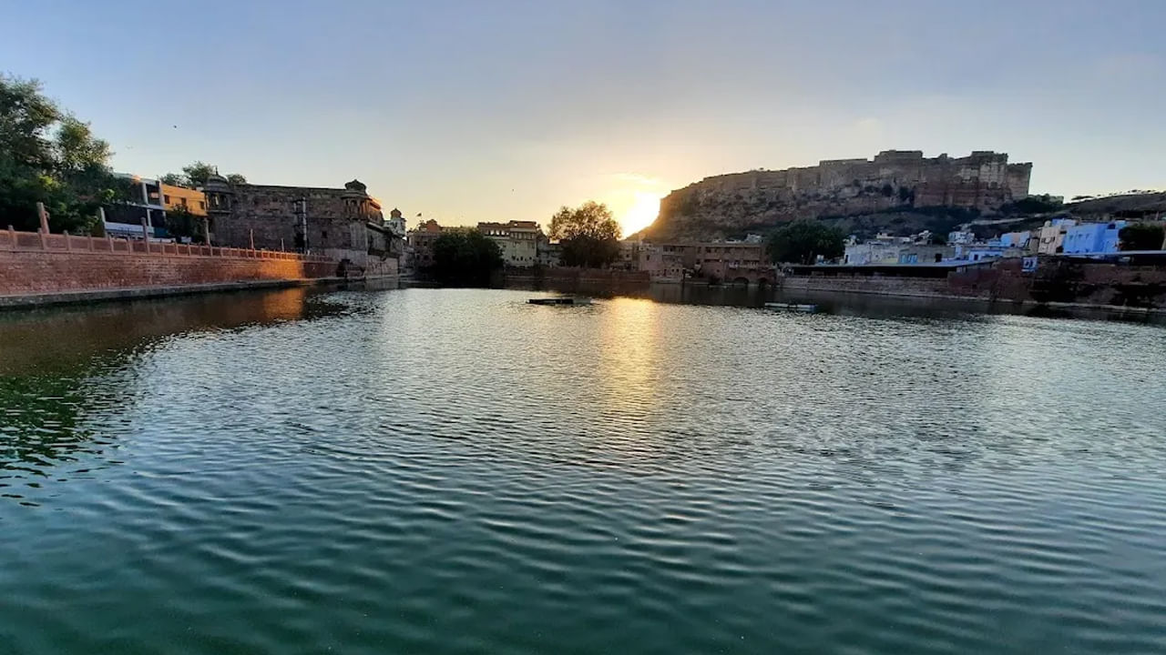 Lal Sagar Lake