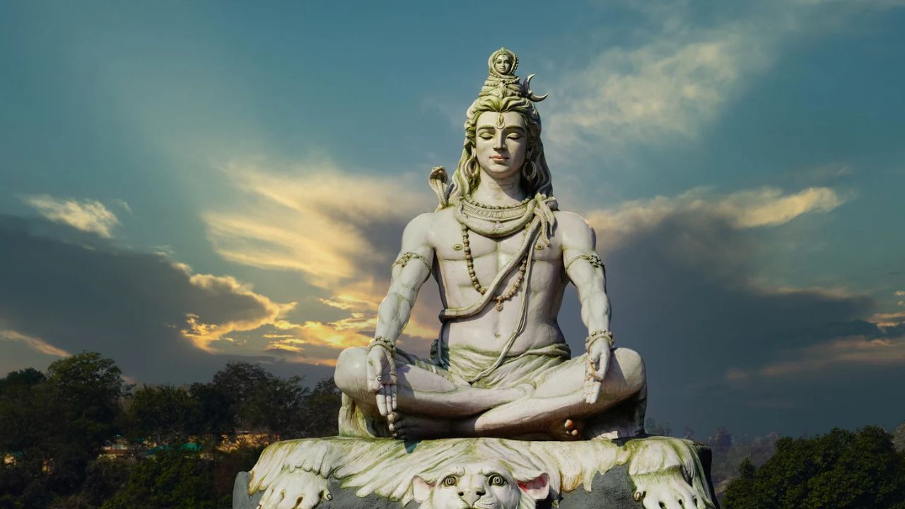 శ్రావణ మాసంలో మీ మనసు ప్రశాంతంగా ఉండాలంటే ఇలా చేయండి..!