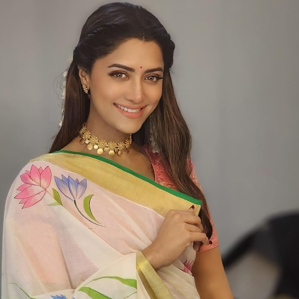  అయితే గతంలో ఓ ఇంటర్వ్యూలో పాల్గొన్న మమతా మోహన్ దాస్.. కొనని సినిమాలను తాను చేయకుండా ఉండి ఉంటే బాగుండేది అని తెలిపింది. అందులో ఒకటి ఖచ్చితంగా రజినీకాంత్ నటించిన కుసేలన్ (కథానాయకుడు) మూవీ అని తెలిపింది. ఈ సినిమాలో స్పెషల్ సాంగ్ చేసింది. 