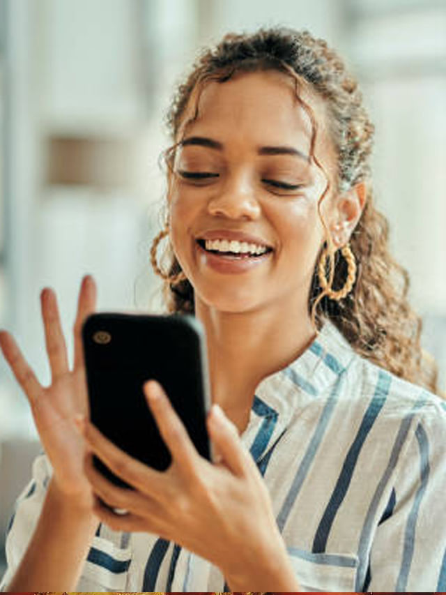 ఎప్పుడూ చేతిలో ఉండే.. మీ మొబైల్ పూర్తి పేరు ఏంటో తెలుసా?