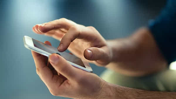 Mobiles Block: సిమ్ కార్డులనే కాదు.. ఫోన్లను కూడా.. 27 లక్షల మొబైళ్లను బ్లాక్చేసిన కేంద్రం.. ఎందుకంటే..