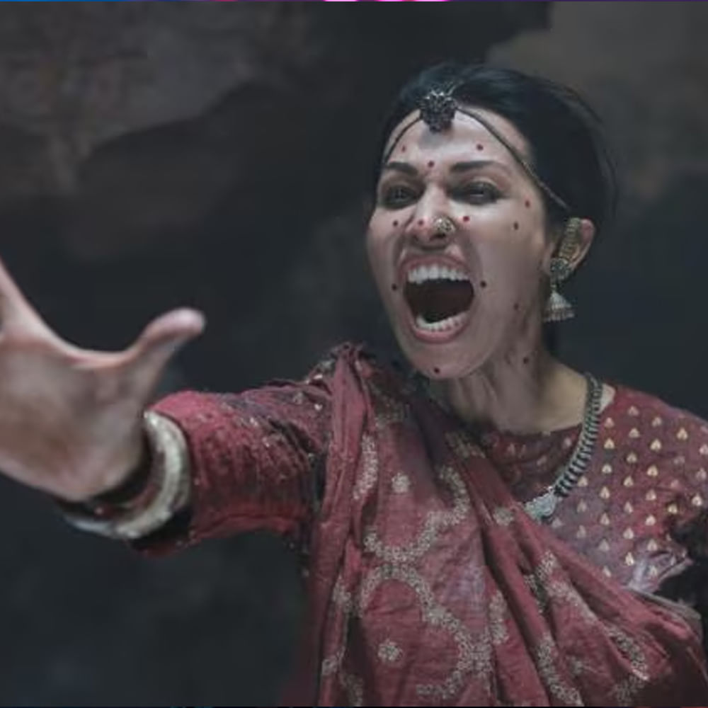 ఓటీటీ ప్లాట్ ఫామ్స్‏లలో కొన్నాళ్లుగా హారర్ కంటెంట్ చిత్రాలు అధికంగా స్ట్రీమింగ్ అవుతున్నాయి. మర్డర్ మిస్టరీ, సస్పెన్స్ థ్రిల్లర్ మూవీస్, ఆసక్తిని రేకెతెత్తించే వెబ్ సిరీస్ నిత్యం సినీప్రియులను ఆకట్టుకుంటున్నాయి. సాధారణంగా హారర్ జోనర్‌కు సెపరేట్ ఫ్యాన్ బేస్ ఉంటుంది. ఓటీటీల్లో హారర్ సినిమాలు చూసేవారి సంఖ్య కూడా ఎక్కువే.