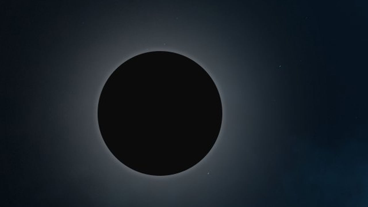 సైన్స్‌పరంగా: అయితే పైన తెలిపిన విషయాలన్నీ కేవలం నమ్మకాలు మాత్రమే అని అభిప్రాయపడేవారు ఉంటారు. కానీ సైన్స్ పరంగా కూడా దీనికి ఒక లాజిక్‌ ఉంది. అటు జ్యోతిష్య శాస్త్రంతో పాటు, ఇటు సైన్స్‌ ప్రకారం చంద్రుడు మనిషి మానసిక స్థితిపై ప్రభావాన్ని చూపుతాడని చెబుతుంటారు. చంద్రుడు పూర్తిగా కనిపించని తరుణంలో మనిషి మనస్సుపై ప్రతికూల ప్రభావం పడుతుందని అంటారు. అందుకే అమావాస్య రోజున కొన్ని రకాల పనులకు దూరంగా ఉండాలని అంటారు. అయితే అమావాస్య రోజున పితృ దేవతలకు తర్పణాలు ఇవ్వడం మంచిదని హిందూ శాస్త్రం చెబుతోంది. 