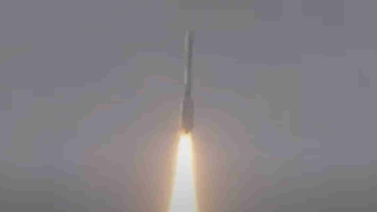 Nisar Satellite: తెలుగు గడ్డ నుంచి.. నింగిలోకి దూసుకెళ్లిన GSLV-F1 నిసార్ ప్రయోగం సక్సెస్..! ప్రత్యేకతలు ఇవే..