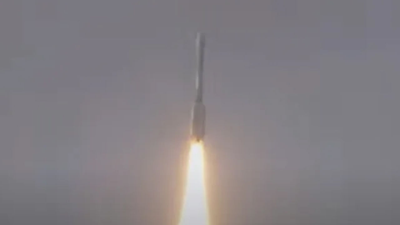 Nisar Satellite: తెలుగు గడ్డ నుంచి.. నింగిలోకి దూసుకెళ్లిన GSLV-F1 నిసార్‌ ప్రయోగం సక్సెస్‌..! ప్రత్యేకతలు ఇవే..