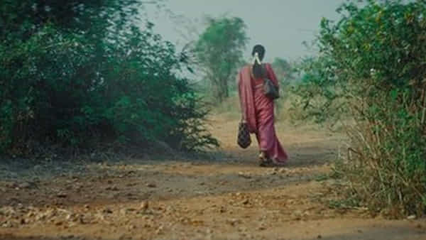 OTT: పగలు ఖాకీ యూనిఫాం.. రాత్రయితే కామపిశాచి.. ఓటీటీని షేక్ చేస్తున్న రియల్ క్రైమ్ స్టోరీ