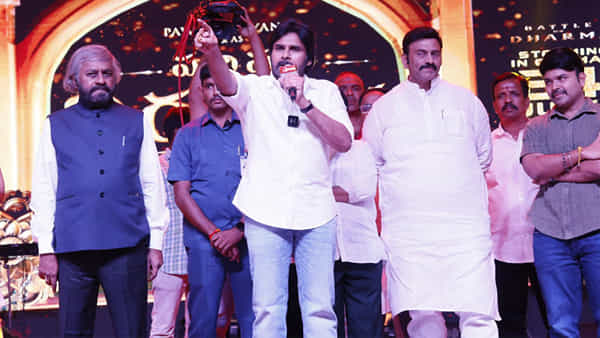Pawan Kalyan: నేనెప్పుడూ డబ్బు, రికార్డుల కోసం సినిమాలు చేయలేదు.. పవన్ కళ్యాణ్..