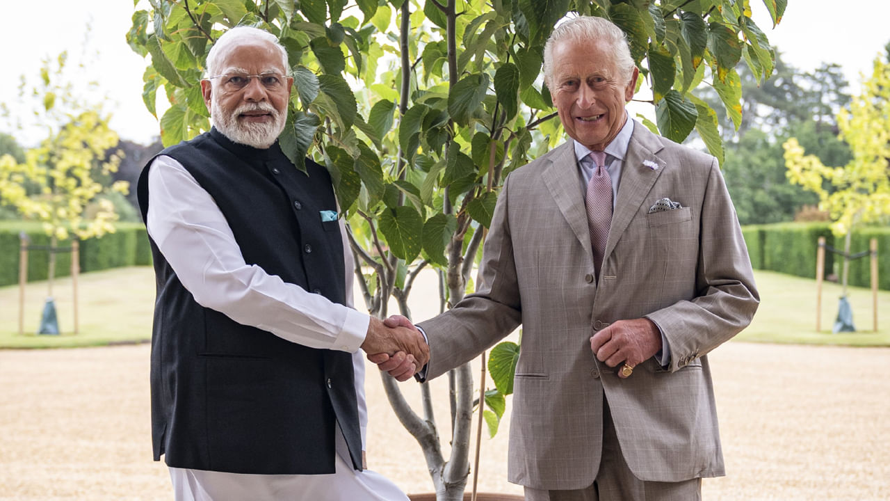 PM Modi UK Visit: కింగ్ చార్లెస్కు ప్రత్యేక బహుమతి ఇచ్చిన ప్రధాని మోదీ.. ట్రేడ్ డీల్పై విషయాలివే