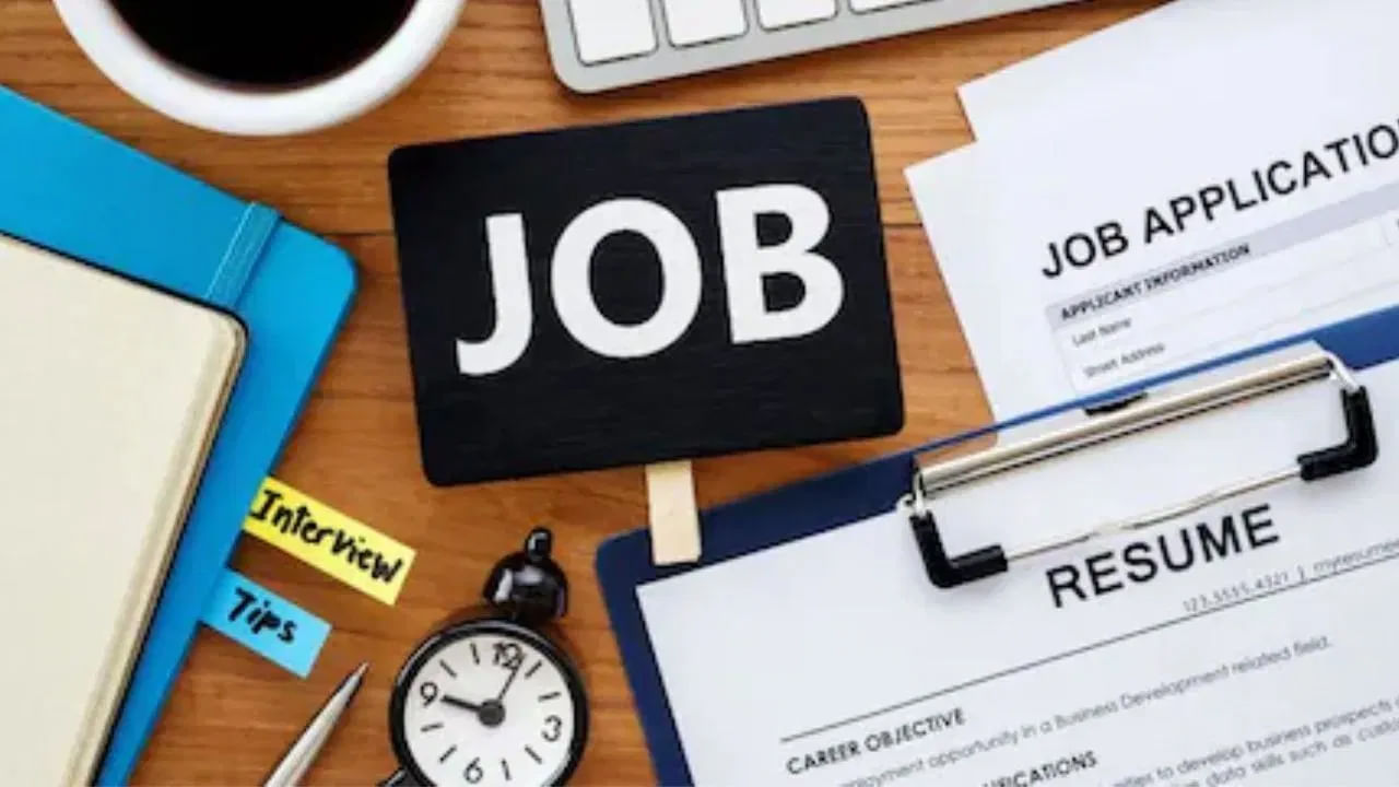 PMVBRY: కొత్తగా ఉద్యోగంలో చేరితే రూ.15వేలు ఇస్తున్న కేంద్రం.. అగస్టు 1 నుంచే అమలు