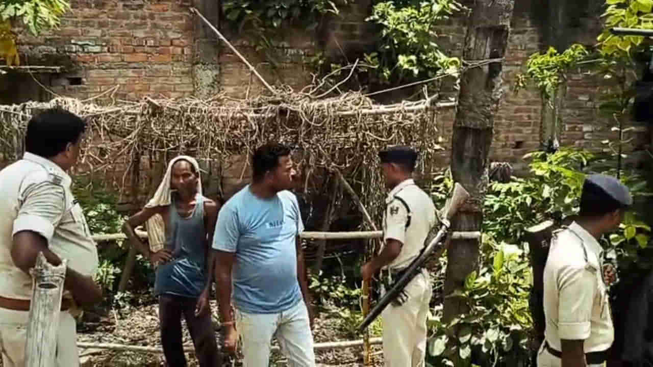 అమానుషం.. మంత్రాల నెపంతో మొత్తం కుటుంబాన్ని సజీవం దహనం చేశారు! ఎక్కడంటే..