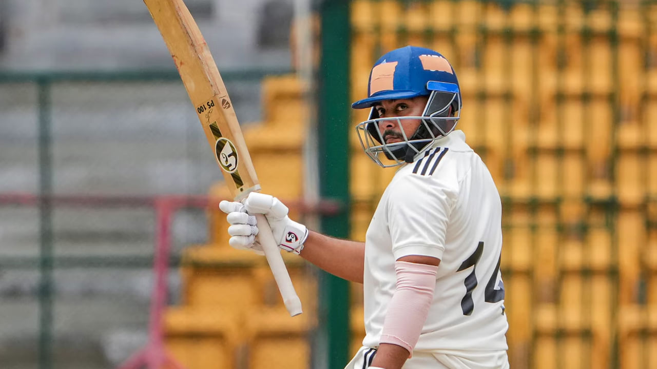 ముంబైని వీడి వేరే టీమ్లో చేరిన నెక్ట్స్ సచిన్..! టీమ్ అయితే మారాడు.. మరి తలరాత మారుతుందా?