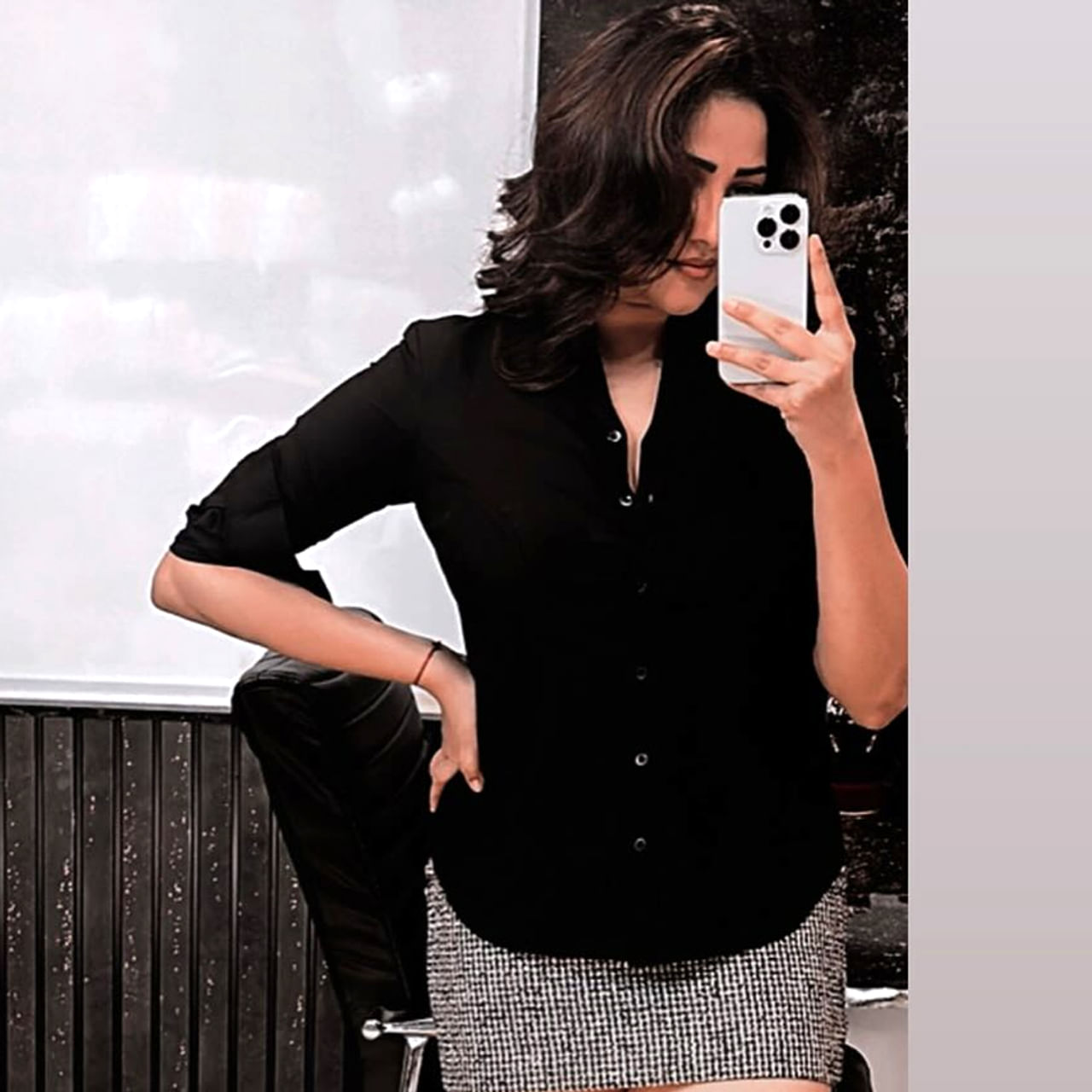 చాలా మంది హీరోయిన్స్  నటనలో కొన్ని లిమిట్స్ పెట్టుకుంటారు. కొంతమంది ఎలాంటి ఛాలెంజింగ్ రోల్స్ లోనైనా నటించడానికి కొంతమంది హీరోయిన్స్ రెడీ గా ఉంటారు. కొంతమంది స్కిన్ షోకి నో చెప్తూ ఉంటారు. అలాగే మరికొంతమంది బోల్డ్ సీన్స్ లో నటించడానికి నో చెప్తుంటారు. 