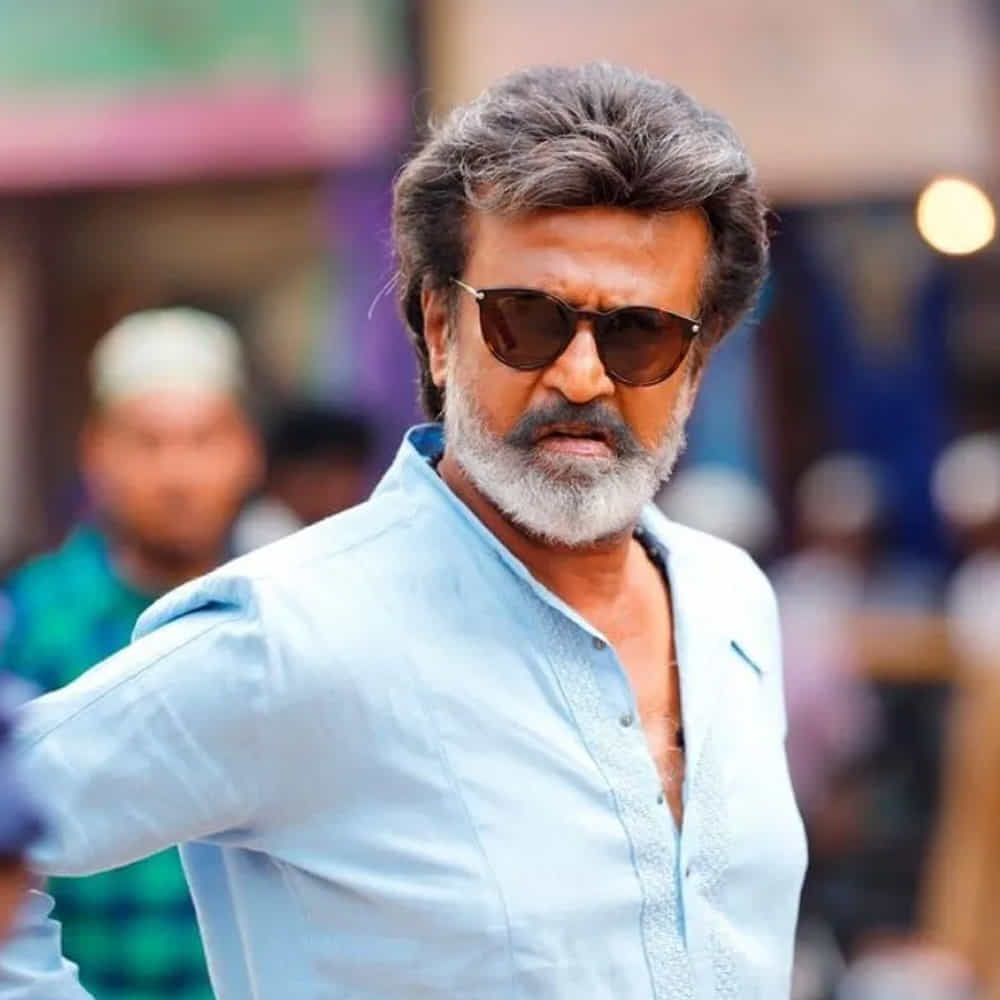 ప్రస్తుతం డైరెక్టర్ లోకేష్ కనగరాజ్ దర్శకత్వంలో కూలీ చిత్రంలో నటిస్తున్నారు. ఈ సినిమాపై ఇప్పటికే భారీ హైప్ నెలకొంది. ఈ సినిమాతోపాటు త్వరలోనే జైలర్ 2 సినిమా సైతం స్టార్ట్ చేయనున్నారు. ప్రస్తుతం బ్యాక టూ బ్యాక్ సినిమాలతో బిజీగా ఉన్నారు. అయితే రజినీ సినిమాలో నటించి తప్పు చేశానంటుంది ఓ హీరోయిన్. 