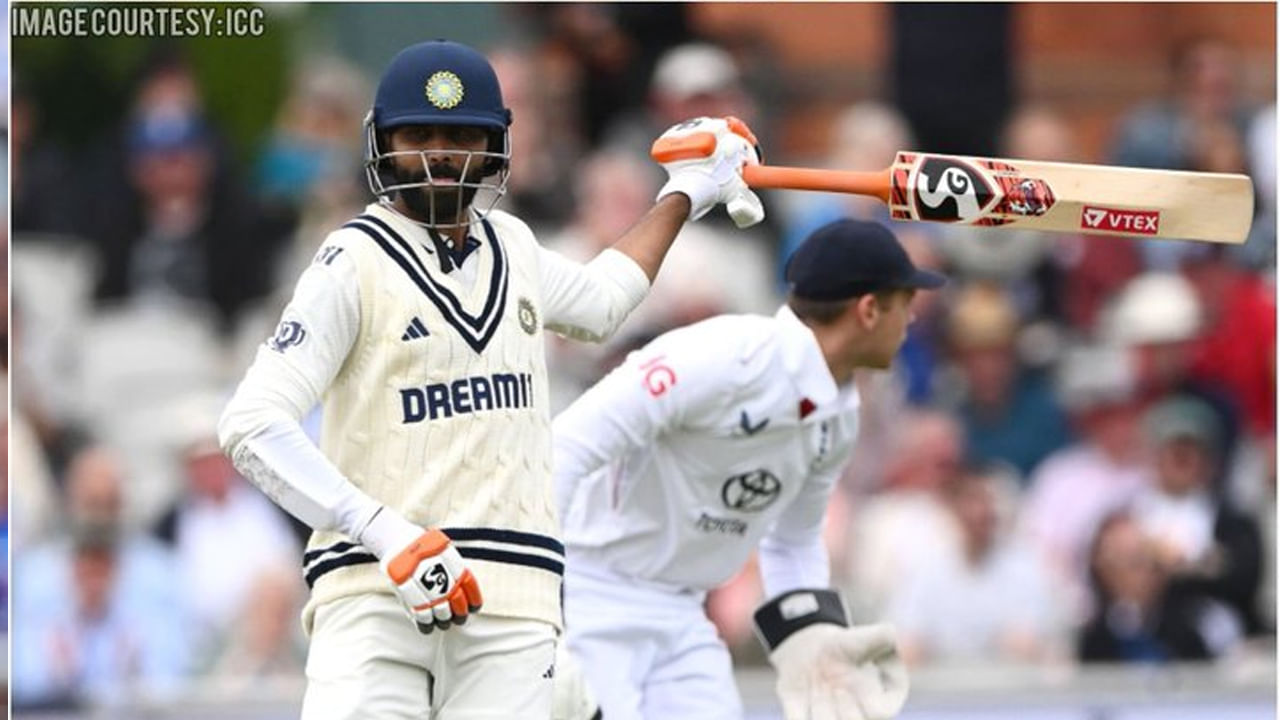 ప్రస్తుత ఇంగ్లాండ్ సిరీస్‌లో జడేజా బ్యాటింగ్‌లో అద్భుతమైన ఫామ్‌ను కొనసాగిస్తున్నారు. ఇప్పటికే అనేక అర్ధసెంచరీలు సాధించి, భారత బ్యాటింగ్‌కు వెన్నెముకగా నిలిచారు. బౌలింగ్‌లో అంచనాలకు తగ్గట్టుగా వికెట్లు తీయకపోయినా, కీలక సమయాల్లో బ్యాటింగ్ ప్రదర్శనతో జట్టుకు అండగా నిలుస్తున్నారు.