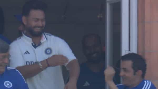 Video : ఏమి జోకేశాడేమో..పంత్ తెగ నవ్వేస్తున్నాడు.. ఏదేమైనా గంభీర్లో సెన్స్ ఆఫ్ హ్యూమర్ బాగానే ఉంది