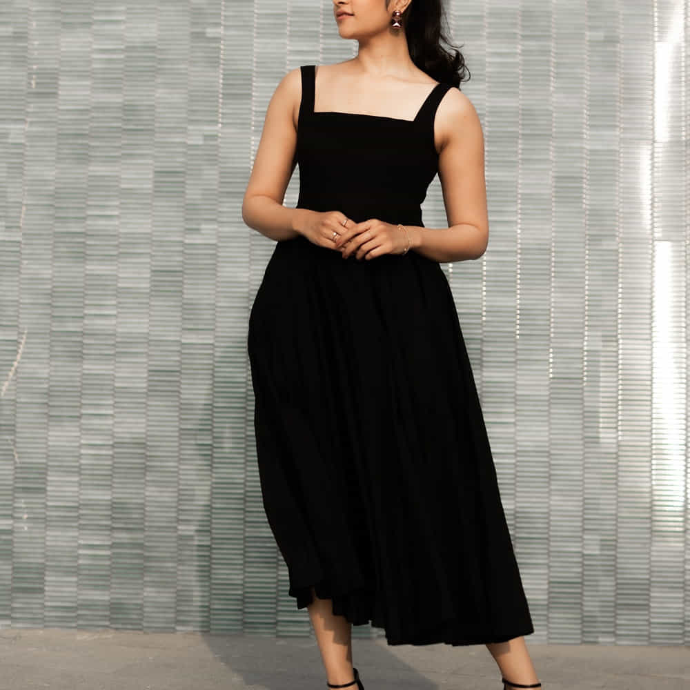 రంగస్థలం సినిమాతో బ్లాక్ బస్టర్ హిట్ అందుకున్న వీరిద్దరి కాంబో.. ఇప్పుడు మరోసారి రిపీట్ కావడంతో ఈ కొత్త ప్రాజెక్ట్ పై మరింత అంచనాలు పెంచేశాయి. తాజాగా ఈ ప్రాజెక్ట్ గురించి మరో క్రేజీ న్యూస్ వినిపిస్తుంది. ఈ సినిమాలో కన్నడ భామ కథానాయికగా ఎంపిక చేసినట్లు సమాచారం. 