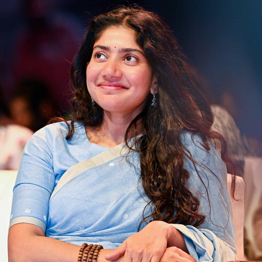 అందుకే సీత పాత్రకు ఆమె పర్ఫెక్ట్ ఛాయిస్ అని ఫిక్స్ అయ్యాం' అన్నారు. కెరీర్‌ స్టార్టింగ్‌ నుంచి సాయి పల్లవి ఫాలో అయిన రూల్సే ఆమెకు ఇంత భారీ ప్రాజెక్ట్‌లో అవకాశం తెచ్చిపెట్టింది అంటున్నారు ఫ్యాన్స్‌.