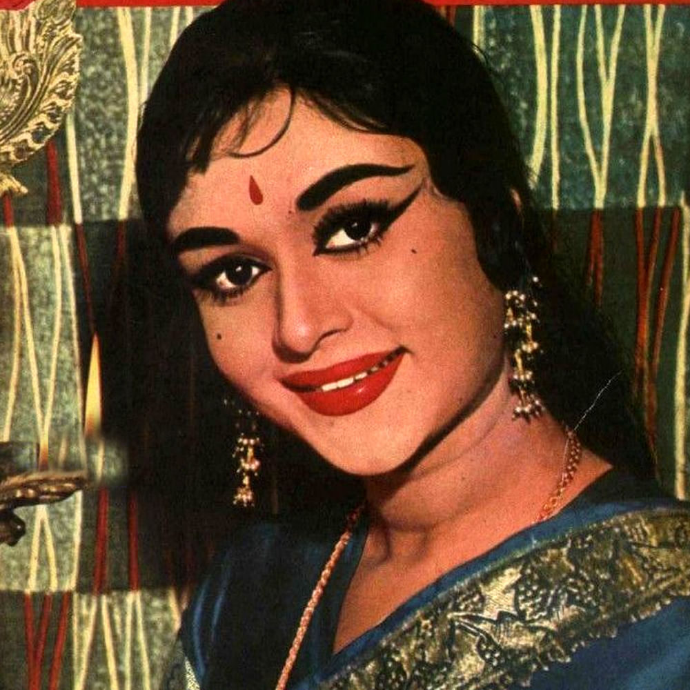 తెలుగులో పాండురంగ మహాత్మ్యంతో ఎంట్రీ ఇచ్చారు. భూకైలాస్‌, పెళ్లి సందడి, పెళ్లి కానుక, ఇంటికి దీపం ఇల్లాలే, జగదేకవీరుని కథ, శ్రీ సీతా రామకల్యాణం, మంచీ చెడు, శ్రీ కృష్ణార్జున యుద్ధం, దాగుడు మూతలు, ఆత్మబలం, అమరశిల్పి జక్కన్న, ప్రమీలార్జునీయం, శాకుంతల,భాగ్య చక్రం, ఉమాచండీ గౌరీ శంకరుల కథ, విజయం మనదే, మాయని మమత, పండంటి కాపురం, మనుషుల్లో దేవుడు, శ్రీ రామాంజనేయ యుద్ధం, సీతారామవనవాసం, దానవీరశూరకర్ణ, నిరీక్షణ, ఉగ్ర నాగు, యమధర్మరాజు, అల్లుడు దిద్దిన కాపురం, సామ్రాట్‌ అశోక లాంటి పాపులర్‌ తెలుగు సినిమాల్లో నటించారు.