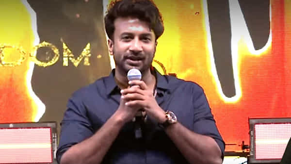 Kingdom Pre Release Event: విజయ్ బంగారు కొండ.. రౌడీ హీరో గురించి ఆసక్తికర విషయం చెప్పిన సత్యదేవ్