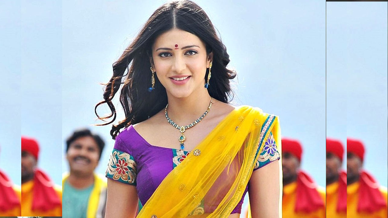 ఇక శృతి హాసన్ క్యారెక్టర్ చిన్నదైనా పెద్దదైనా 2 కోట్ల వరకు డిమాండ్ చేస్తున్నారు. రష్మిక రేంజ్ ఆకాశంలో ఉందిప్పుడు. ఏదేమైనా సీనియర్స్ రాజ్యం నడుస్తుందిప్పుడు.