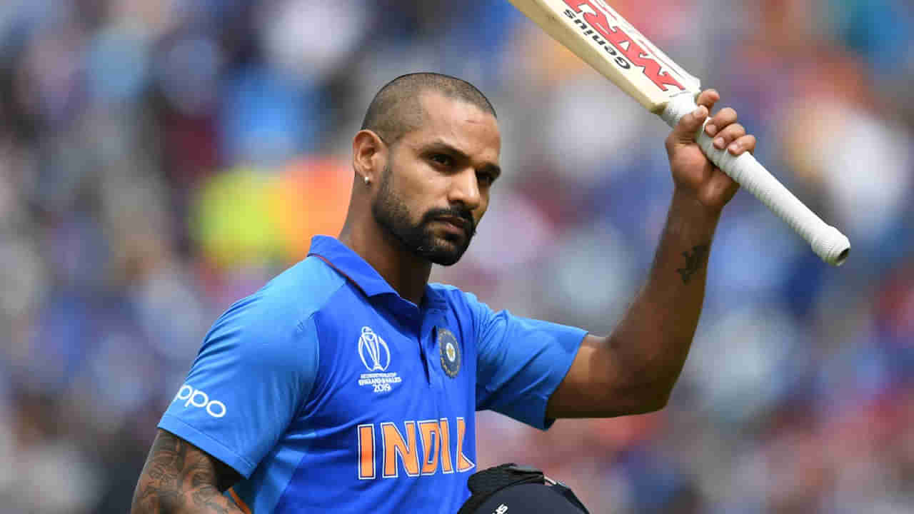 కీపర్గా మొదలై, డేంజరస్ బ్యాటర్గా మారి.. అంతే స్పీడ్గా ముగిసిన కెరీర్... గబ్బర్ ఆత్మకథలో సంచలన నిజాలు