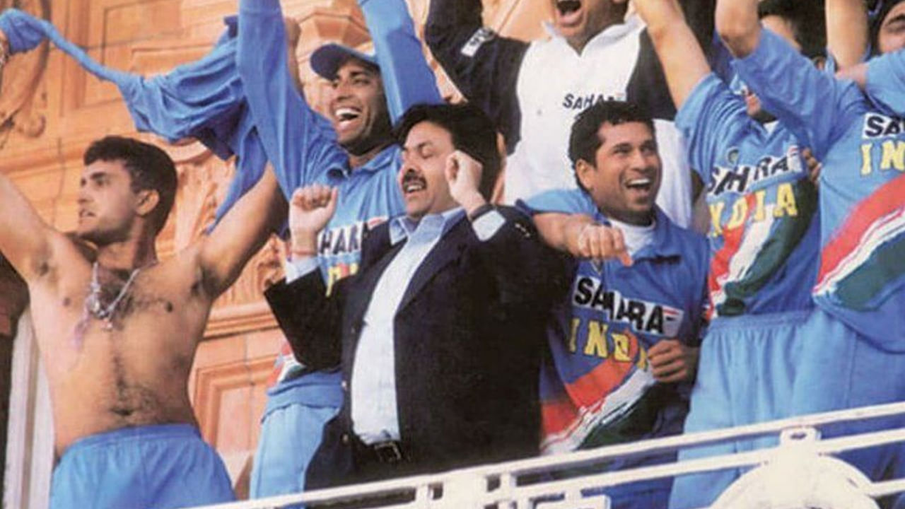 Video: ఇంగ్లండ్‌ను వాళ్ల గడ్డపైనే ఓడించి.. షర్ట్ విప్పి సెలబ్రేషన్స్‌తో ఇజ్జత్ తీసిన 'దాదా'