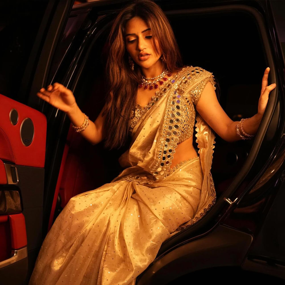 మిస్టర్ బచ్చన్ ఫేమ్ భాగ్య శ్రీ బోర్సే సైతం మాంచి కమ్ బ్యాక్ ఇవ్వాలని చూస్తున్నారు. విజయ్ దేవరకొండ కింగ్డమ్ జూలై 31న రానుంది.. అలాగే దుల్కర్ సల్మాన్ కాంతా, రామ్‌ ఆంధ్రాకింగ్ తాలూక సినిమాలు 2025లోనే రానున్నాయి. వీటితో కమ్ బ్యాక్ ఇవ్వాలని చూస్తున్నారు ఈ బ్యూటీ. 