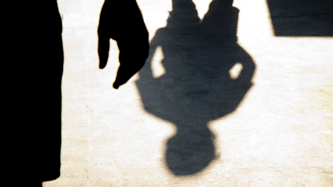 Andhra: అయ్యో.. చిన్నతనంలోనే ఇంత పంతం ఎందుకు.. విద్యార్థుల మధ్య ఘర్షణ.. ఒకరు మృతి..