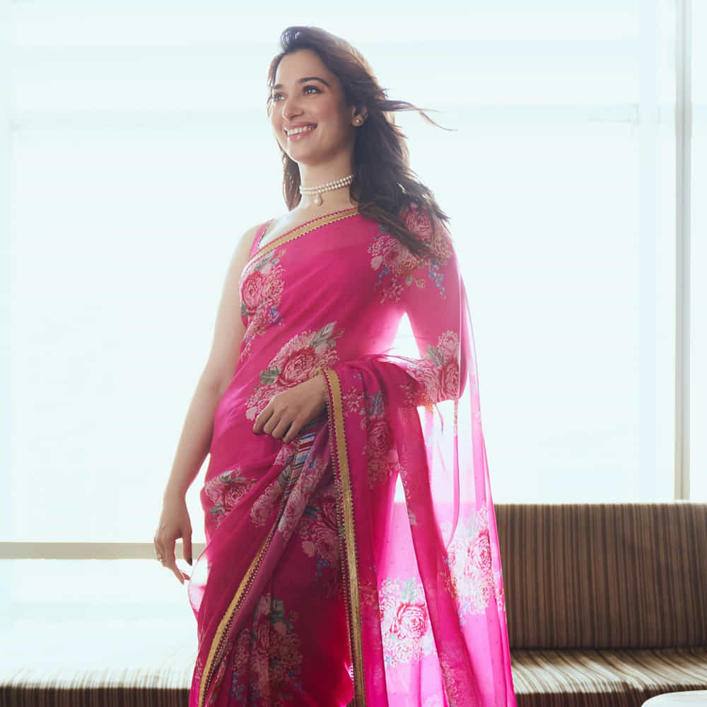 తమన్నా చేసిన జైలర్, స్త్రీ 2 సినిమాల్లోని స్పెషల్ సాంగ్స్ ఏ రేంజ్ లో హిట్టయ్యాయో చెప్పక్కర్లేదు. దీంతోపాటు ఇటీవల హిందీలో రైడ్ 2 చిత్రంలో ఆమె చేసిన నషా సాంగ్ సైతం భారీగా హిట్టయ్యింది. ఆజ్ కి రాత్ తరహాలో రూపొందించిన ఈ పాటలో తనదైన స్టెప్పులతో మెస్మరైజ్ చేసింది. 