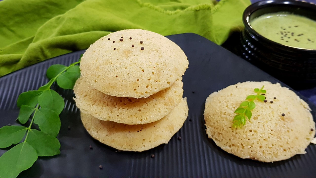 Tasty Oats Idli Recipe