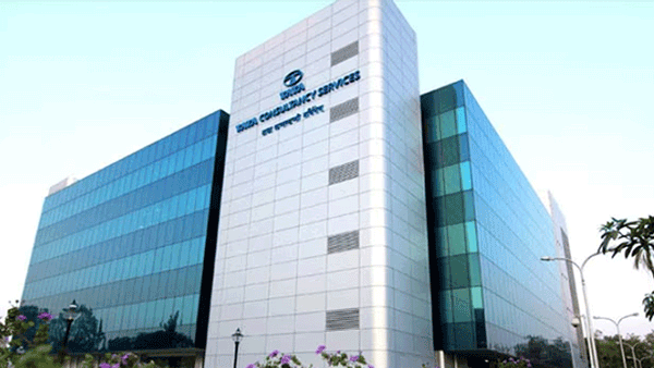 TCS కఠిన నిర్ణయం.. 12 వేల మంది ఉద్యోగాలు ఊస్టింగ్..! ఎందుకంటే..?