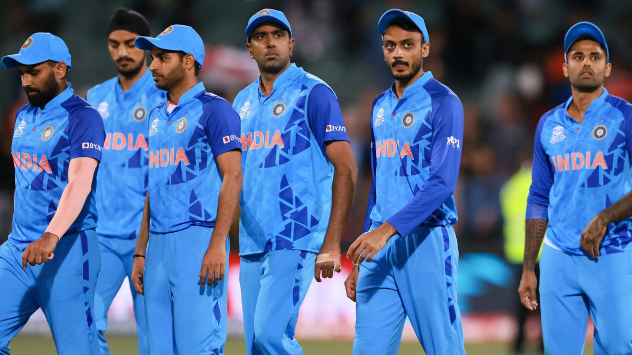 స్వింగ్‌లో కింగ్.. టీమిండియాలో తోపు ప్లేయర్.. కట్‌చేస్తే.. ఛీ కొట్టి ఇంటికి పొమ్మన్న సెలెక్టర్లు.. ఎవరంటే?